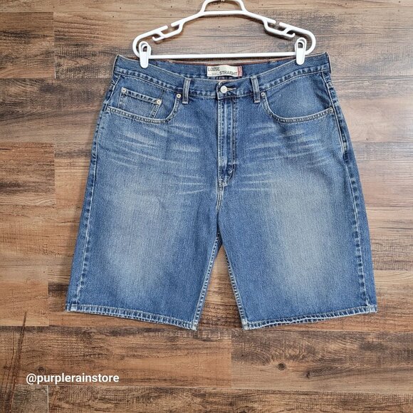 Vtg Levi's Denim Shorts 38 Loose Straight 569 Medium Wash Streetwear Hipster Y2K - Picture 1 of 11